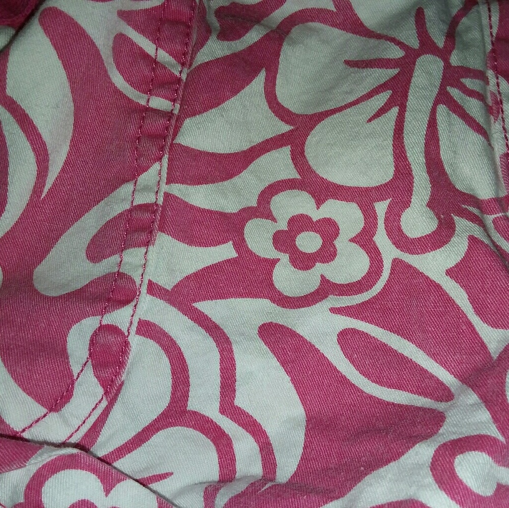 Pink Hawaiian printed shorts